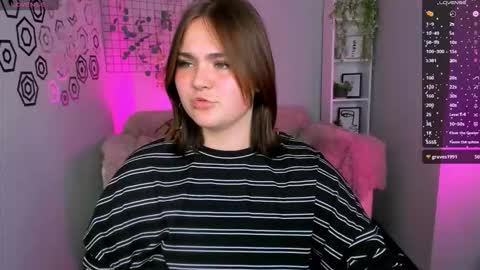 Snapshot of awesomemonica chatting on October 6, 8:04 pm monica online show from October 6, 8:04 pm