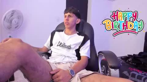 Snapshot of axeel_boy_ chatting on October 20, 2:11 pm Axel online show from October 20, 2:11 pm