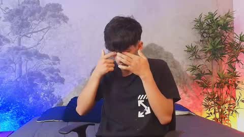 axel_draven online show from December 18, 12:00 pm