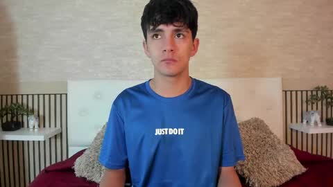 axel_draven online show from April 18, 11:45 am