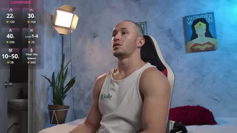 Axel Fairchaild online show from March 31, 12:05 pm