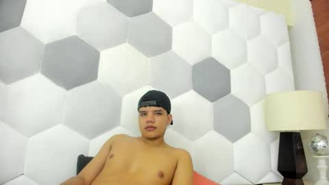 Axel Forte online show from February 14, 1:36 pm