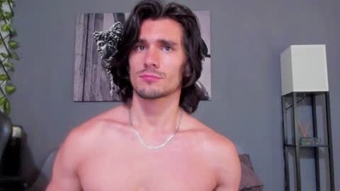 Snapshot of axel_owen chatting on January 16, 4:07 am Axel online show from January 16, 4:07 am