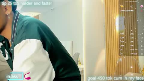 Snapshot of axel_ps chatting on September 10, 4:57 am Alex online show from September 10, 4:57 am