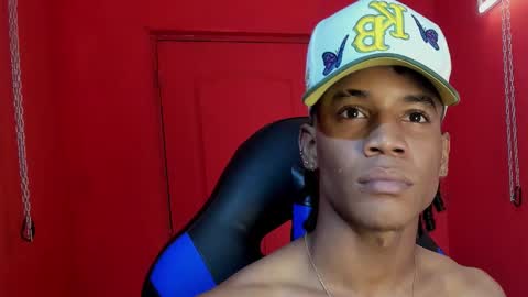 AXEL SILVA online show from February 12, 1:15 pm