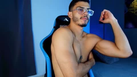Snapshot of axel_stein03 chatting on February 11, 7:33 am axel stein NEW ACCOUNT online show from February 11, 7:33 am
