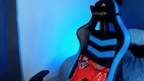 Snapshot of axel_stein03 chatting on February 28, 3:26 am axel stein NEW ACCOUNT online show from February 28, 3:26 am
