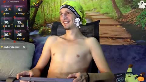 Axxel online show from October 31, 4:24 am