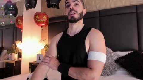 Axel Thompsom online show from October 15, 12:06 pm