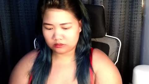 Axl online show from March 5, 10:19 pm