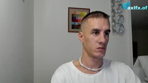 Axl online show from October 23, 2:13 am