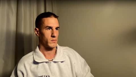 Axl online show from September 24, 1:45 am