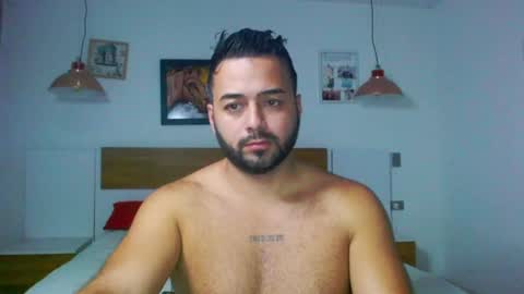 Cris Foster online show from February 9, 3:32 am