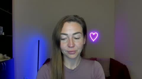 Snapshot of ay_kiss_jully chatting on March 12, 6:32 pm Jully online show from March 12, 6:32 pm