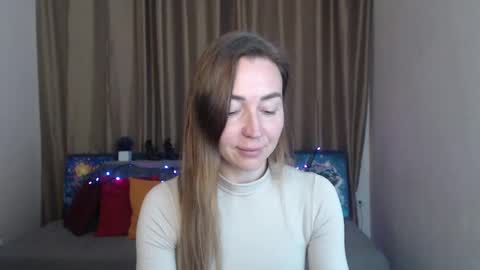 Snapshot of ay_kiss_jully chatting on March 10, 6:23 pm Jully online show from March 10, 6:23 pm