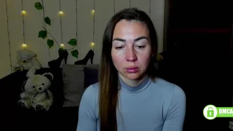 Snapshot of ay_kiss_jully chatting on March 6, 6:26 pm Jully online show from March 6, 6:26 pm