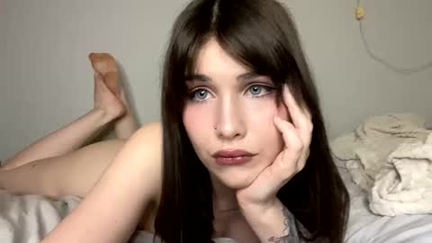 Snapshot of ayaderen chatting on January 16, 6:48 pm im Aya welcome to my room online show from January 16, 6:48 pm