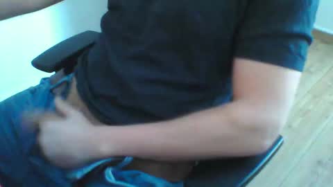 Snapshot of ayalla50 chatting on February 14, 9:34 am ayalla50 online show from February 14, 9:34 am