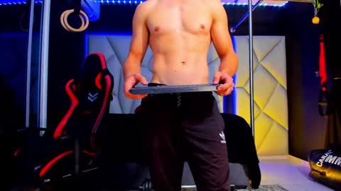 Ayden Miller online show from February 6, 7:01 am