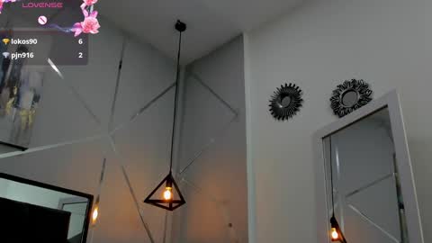 Snapshot of ayla_martinez chatting on March 5, 5:18 am Ayla online show from March 5, 5:18 am
