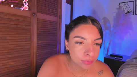 Snapshot of aylinnzambrano_ chatting on September 29, 10:36 am Aylin online show from September 29, 10:36 am