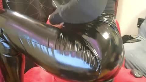 Snapshot of aymarsensual chatting on September 30, 5:34 pm Dominatrix Queen online show from September 30, 5:34 pm
