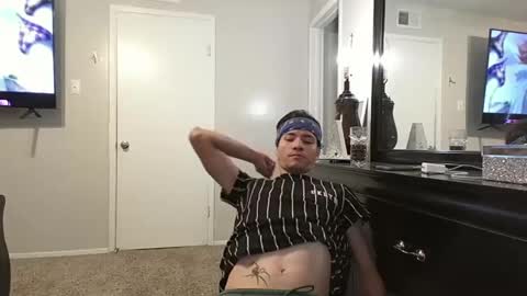 azell19 online show from February 24, 8:36 pm