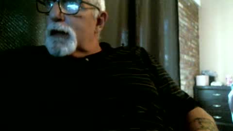 azjohnny online show from September 8, 5:23 pm