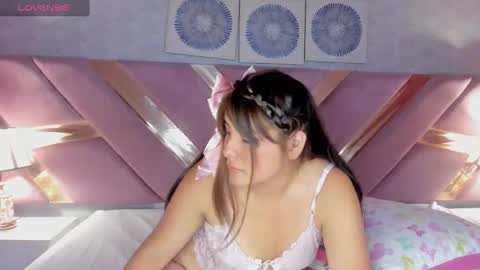 Azul Deville online show from September 27, 6:05 pm