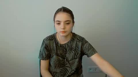 Snapshot of azumi_chan_ chatting on September 22, 5:44 am azumi_chan_ online show from September 22, 5:44 am