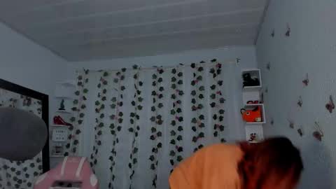 Snapshot of azumi_saan chatting on October 16, 2:55 am azumi saan online show from October 16, 2:55 am