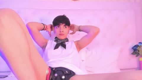 Anny online show from March 6, 4:33 am