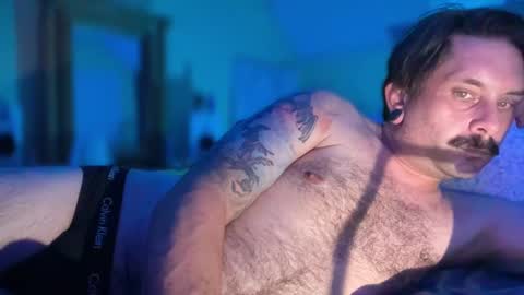 Snapshot of b4nkshot765 chatting on September 22, 7:01 am bry online show from September 22, 7:01 am