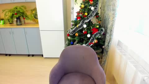 Snapshot of b_bonya_m chatting on December 28, 7:55 am Bonya online show from December 28, 7:55 am