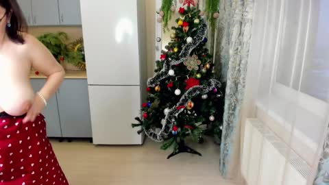 Snapshot of b_bonya_m chatting on December 24, 11:38 am Bonya online show from December 24, 11:38 am