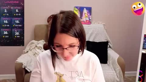 Snapshot of b_bonya_m chatting on October 12, 5:22 am Bonya online show from October 12, 5:22 am