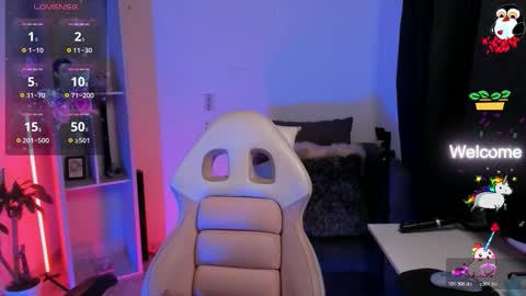 odeley online show from November 24, 12:15 pm