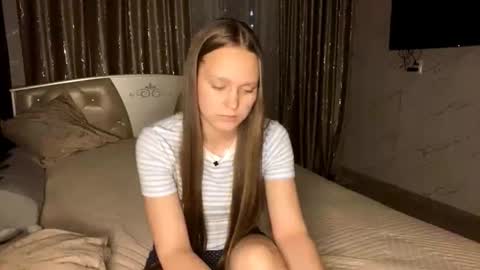 Anny Simpson online show from October 26, 12:17 pm