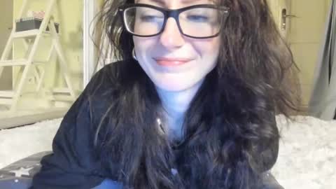 Snapshot of babby_jewel chatting on February 6, 2:15 pm babby_jewel online show from February 6, 2:15 pm