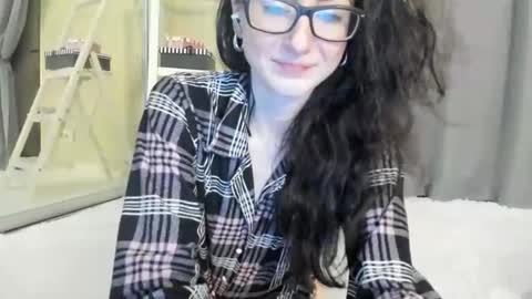Snapshot of babby_jewel chatting on September 13, 10:28 am babby_jewel online show from September 13, 10:28 am