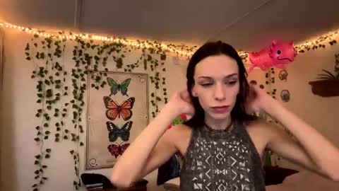 Fern Browning online show from January 11, 2:41 am