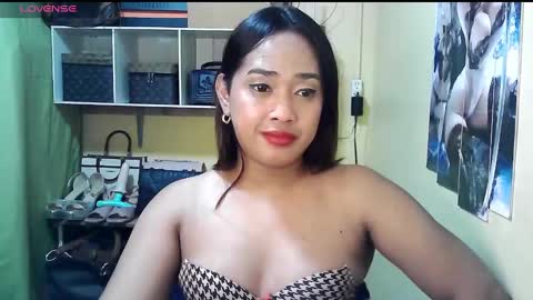 Snapshot of baby_cassandra chatting on January 25, 6:13 pm cassandra online show from January 25, 6:13 pm