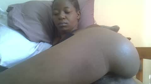 baby_facii online show from February 19, 7:50 am