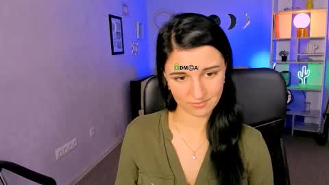 baby online show from November 11, 8:27 am