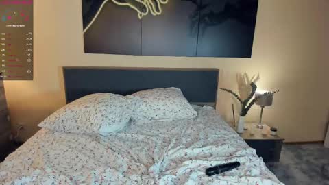 Snapshot of baby_is_ready chatting on March 9, 9:13 am Emily online show from March 9, 9:13 am