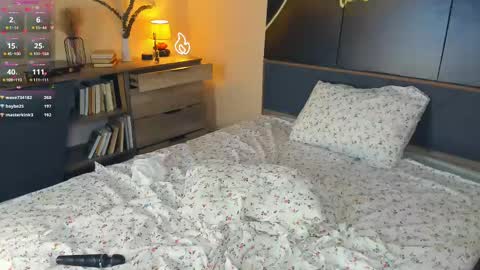 Snapshot of baby_is_ready chatting on February 14, 12:14 pm Emily online show from February 14, 12:14 pm