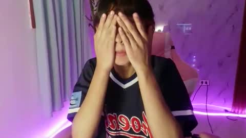 baby_kel online show from April 12, 7:51 pm