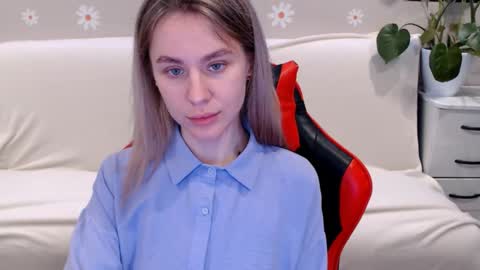 baby_kitte online show from February 27, 5:29 am