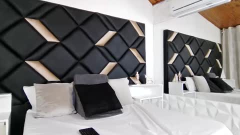 baby_moss online show from December 5, 6:12 am