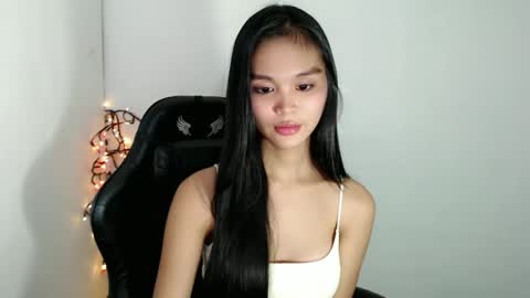 baby_zoexx online show from November 28, 12:40 am